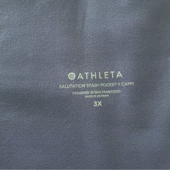 Athleta Salutation Stash Pocket II Capri Leggings Medieval Violet‎ Size 3X - Picture 10 of 11